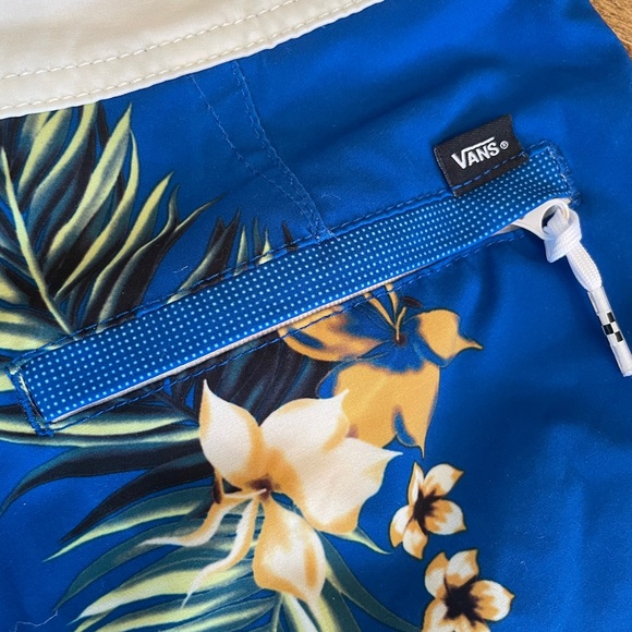 Vans Swim Trunks/Shorts - Picture 4 of 4